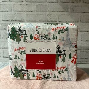 JINGLES & JOY Christmas In Paris King Size Sheet Set